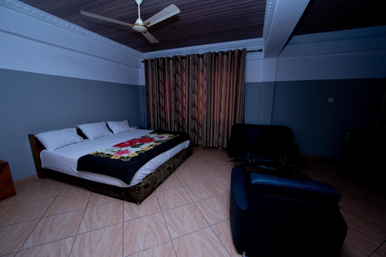 Pemicsa Hotel Accra Spintex Экстерьер фото