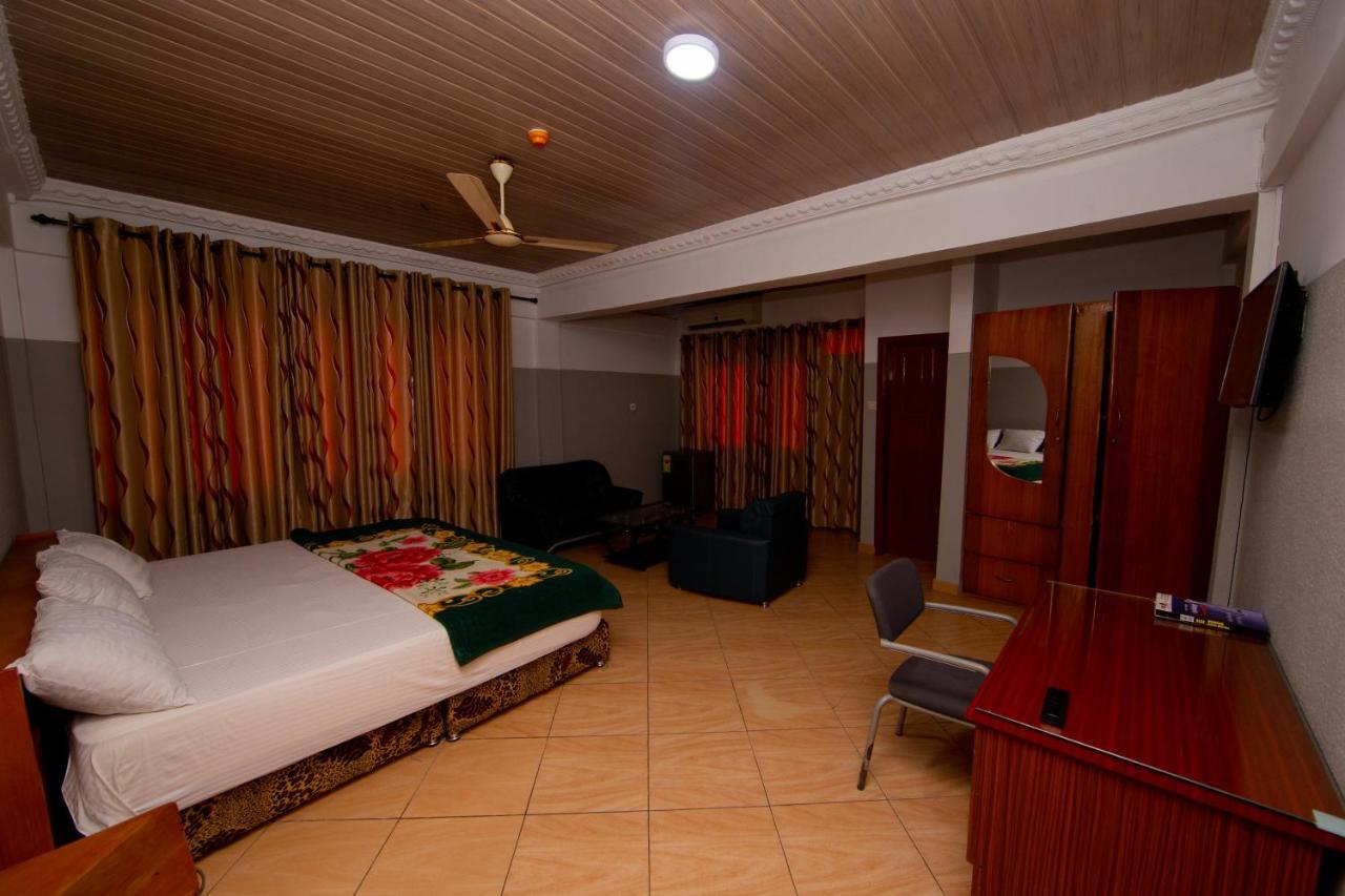 Pemicsa Hotel Accra Spintex Экстерьер фото