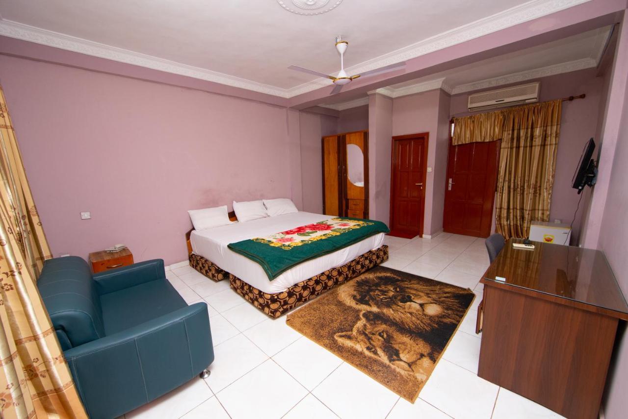Pemicsa Hotel Accra Spintex Экстерьер фото
