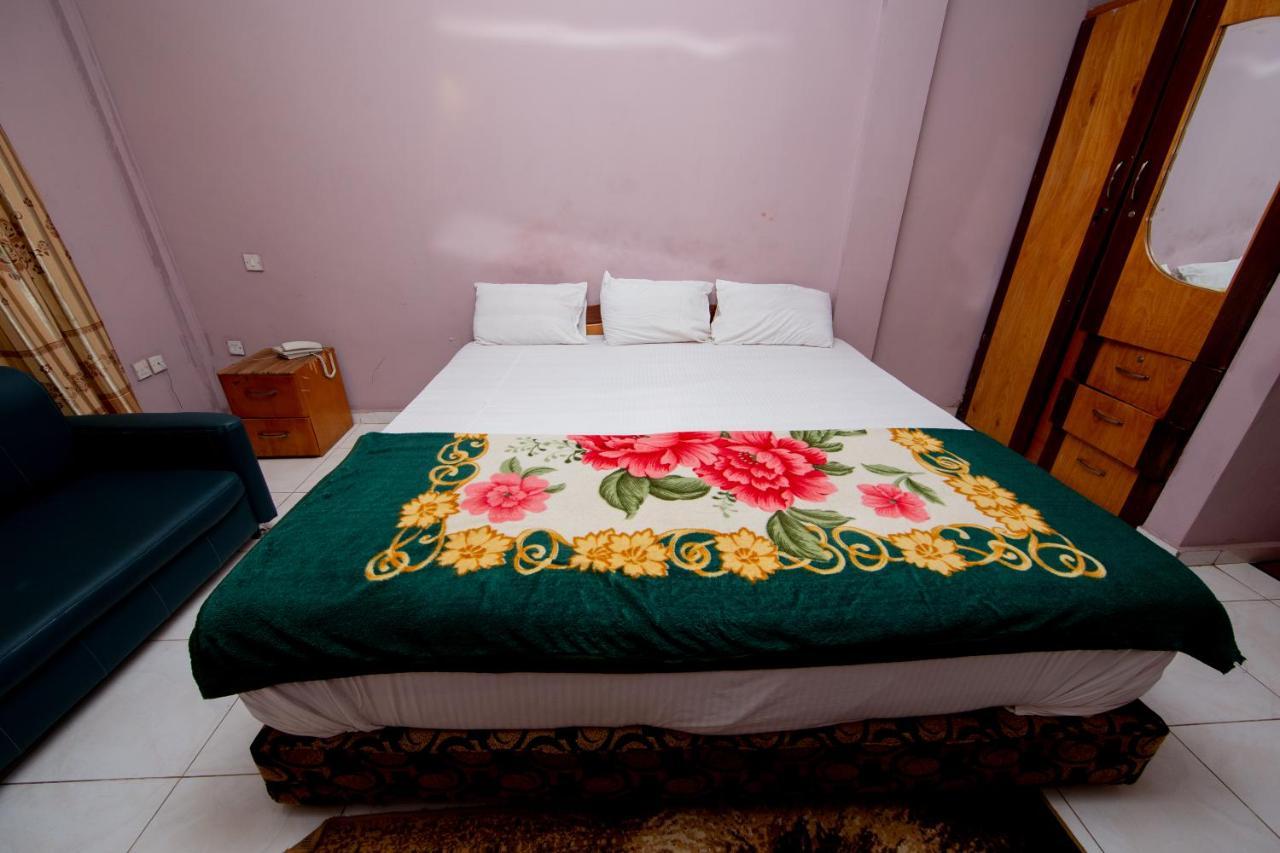 Pemicsa Hotel Accra Spintex Экстерьер фото