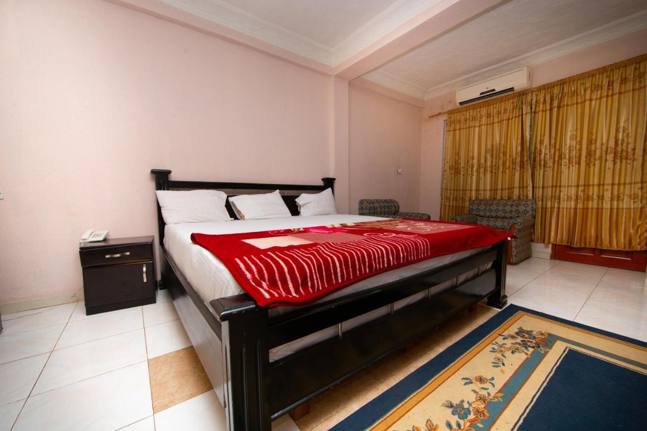 Pemicsa Hotel Accra Spintex Экстерьер фото