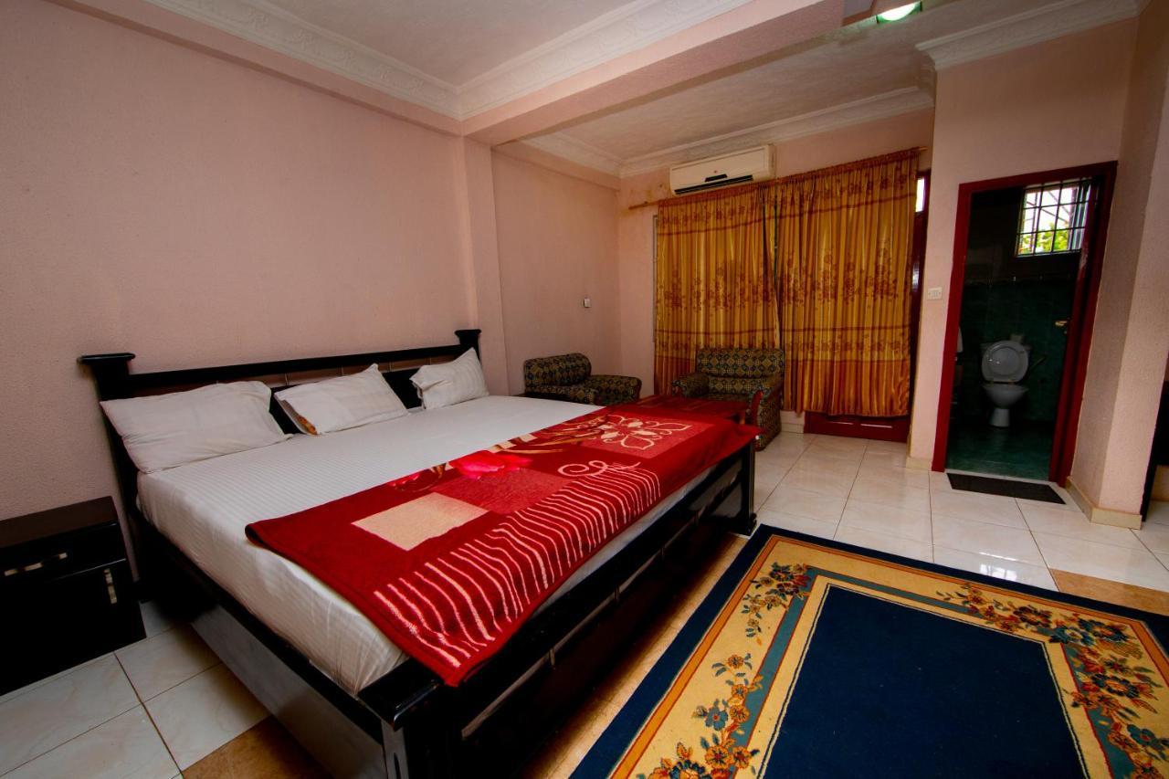 Pemicsa Hotel Accra Spintex Экстерьер фото