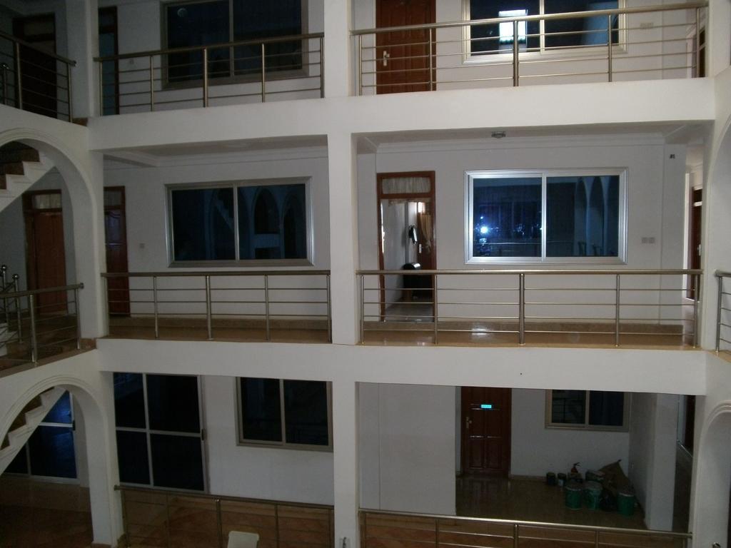 Pemicsa Hotel Accra Spintex Экстерьер фото