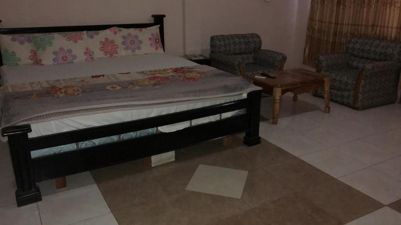 Pemicsa Hotel Accra Spintex Экстерьер фото