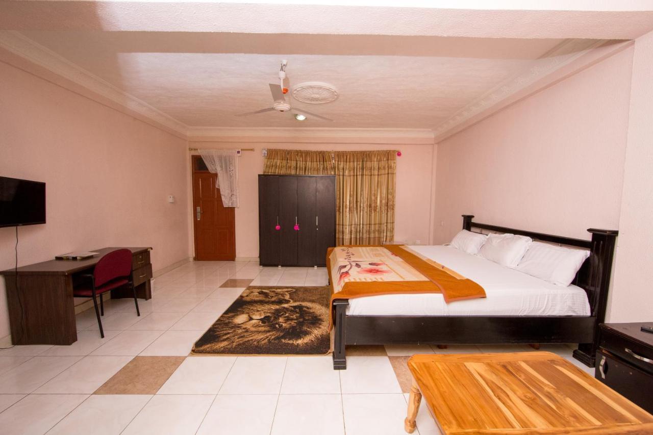 Pemicsa Hotel Accra Spintex Экстерьер фото