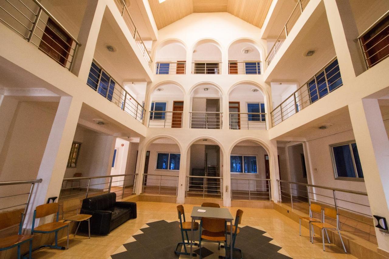 Pemicsa Hotel Accra Spintex Экстерьер фото