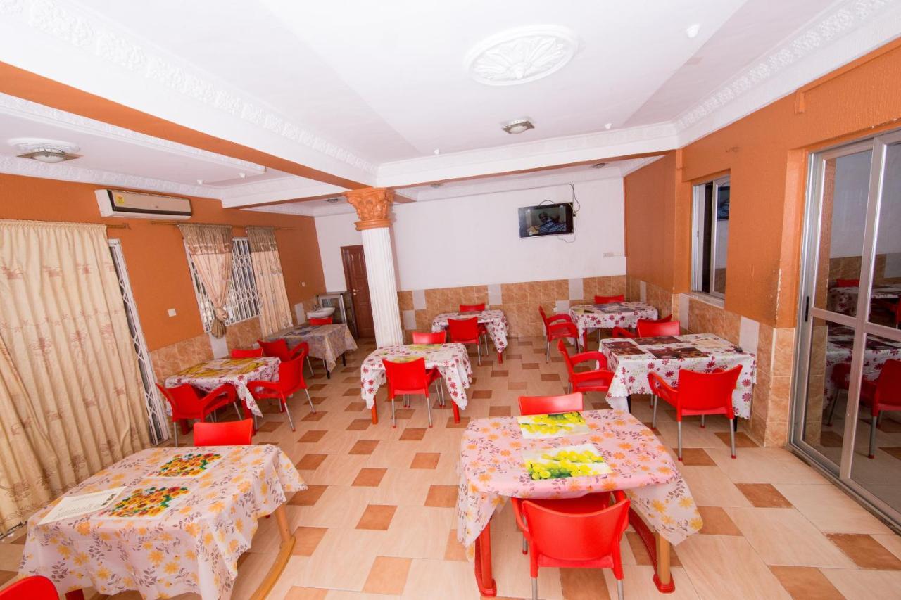 Pemicsa Hotel Accra Spintex Экстерьер фото
